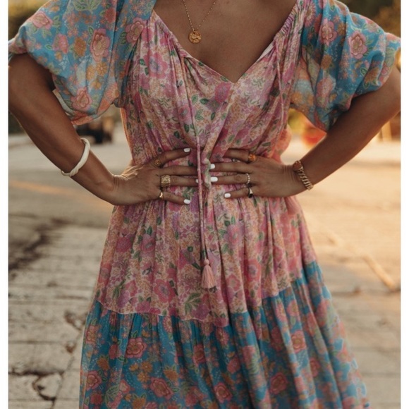 Spell & The Gypsy Collective Juniper Tiered Floral Dress Small - Picture 2 of 16